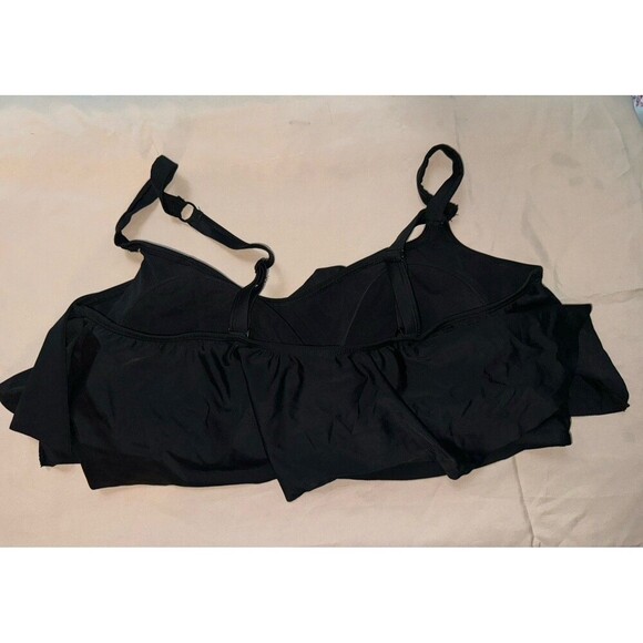 Torrid black flounce Bikini top size 3 - Picture 3 of 4